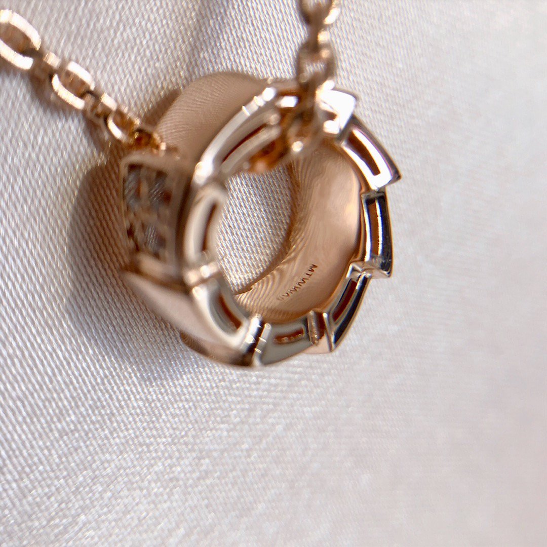 BVLGARI SERPENTI PEDANT DIAMOND PINK GOLD NECKLACE