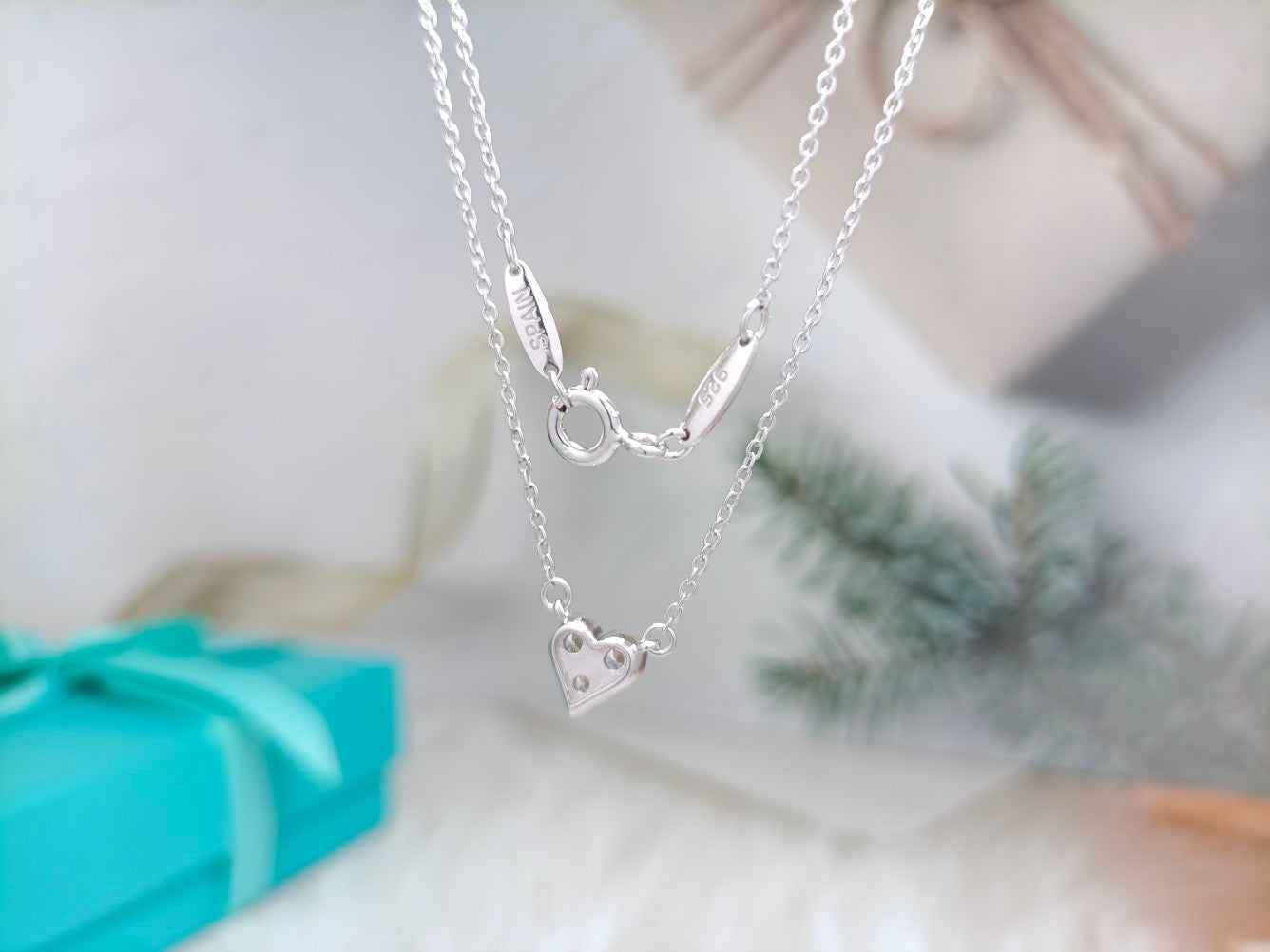 TIFFANY HEART 3 DIAMONDS PEDANT NECKLACE