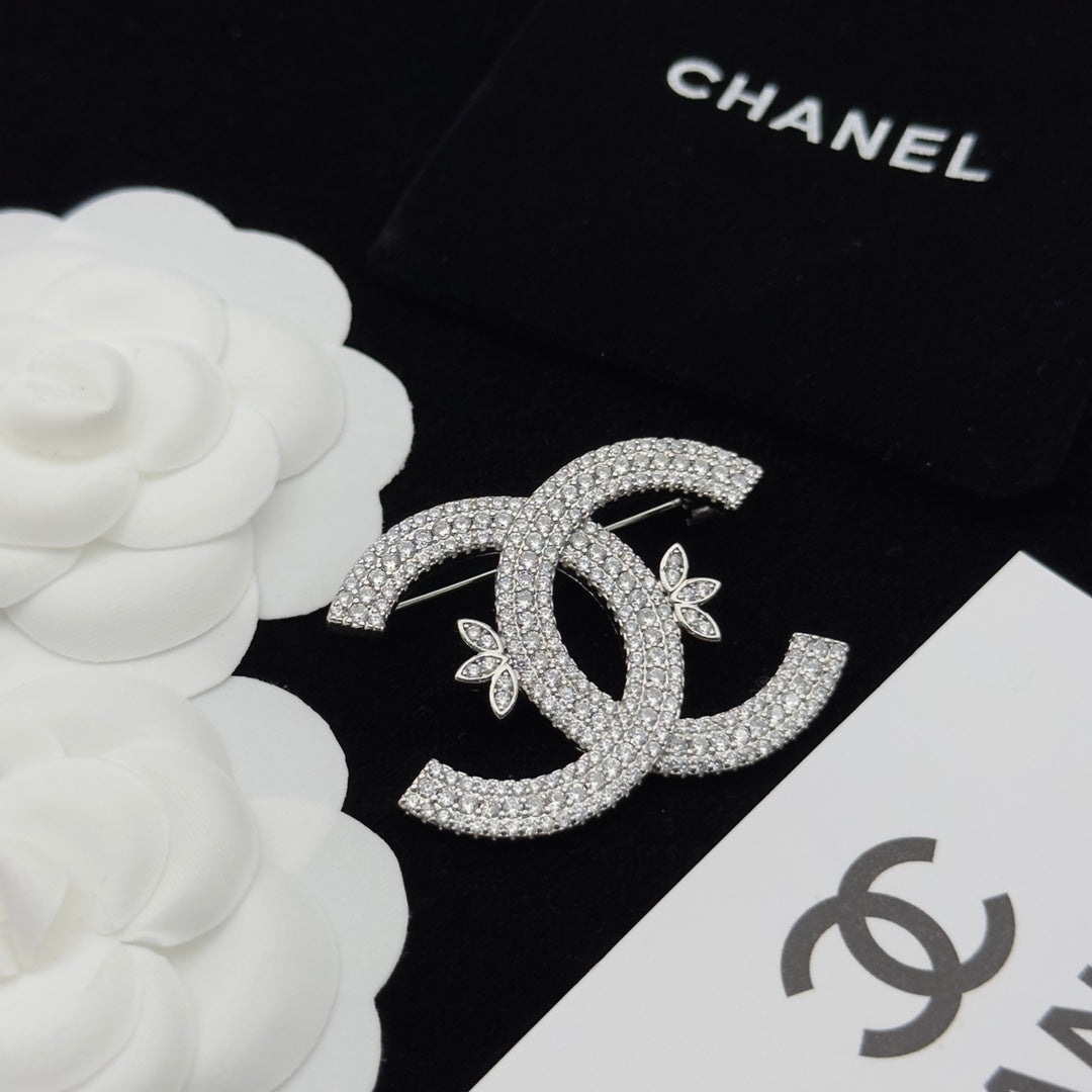 Chanel Brooch Silver 173157