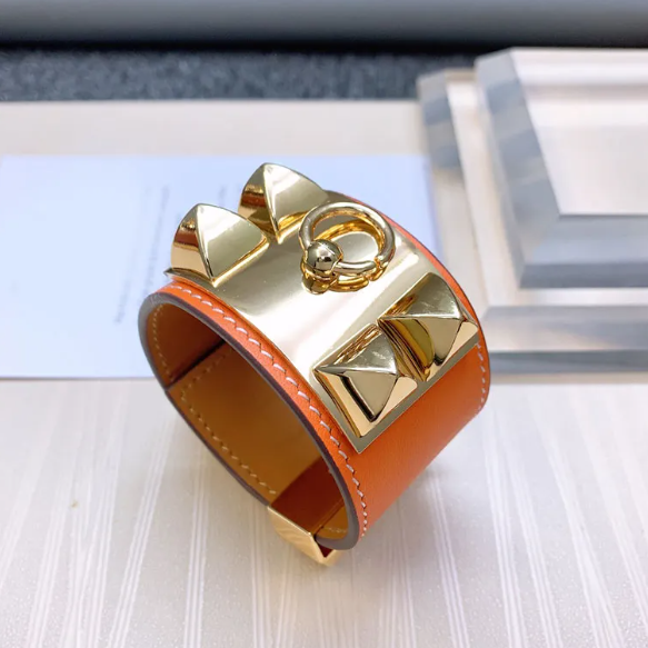 Hermès Collier de Chien Bracelet Leather With Gold Hardware