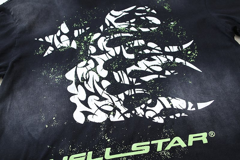 Hellstar Distressed Graphic Short-Sleeve T-Shirt — detail