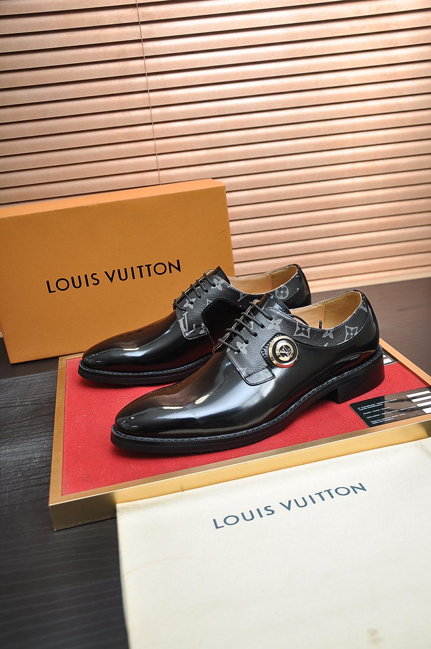 Louis Vuitton Patterned-Trim Lace-Up Dress Shoes — front